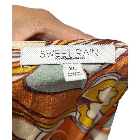 Women’s Sweet Rain Front Twist Multi Abstract Blouse / Size-XL - Picture 8 of 13